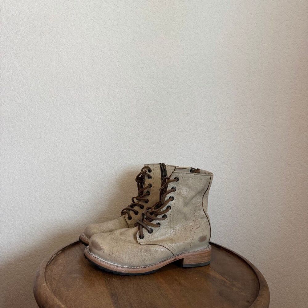 Freebird Manchester Lace Up Leather Combat Boot Beige Distressed Women’s 7